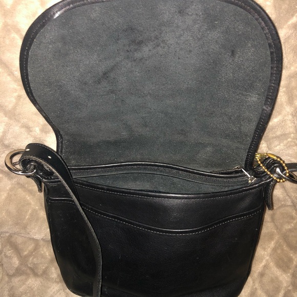 Leather Coach shoulder bag - Picture 2 of 9